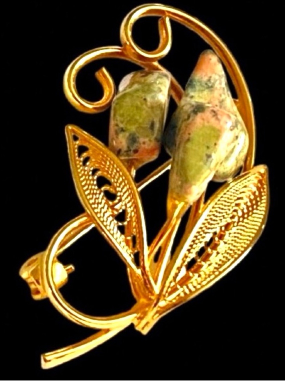 Vintage Gold Tone Filigree Floral Brooch Unakite Gem Stones